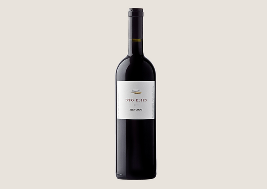 Flasche Kir-Yianni Dyo Elies Rotwein vor hellem Hintergrund.