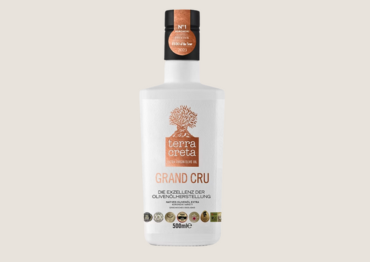 Flasche Terra Creta Grand Cru Olivenöl, 500 ml, aus Griechenland.