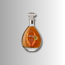 Bauchige Glasflasche Methexis Cigar mit bernsteinfarbener Spirituose und graviertem Etikett.